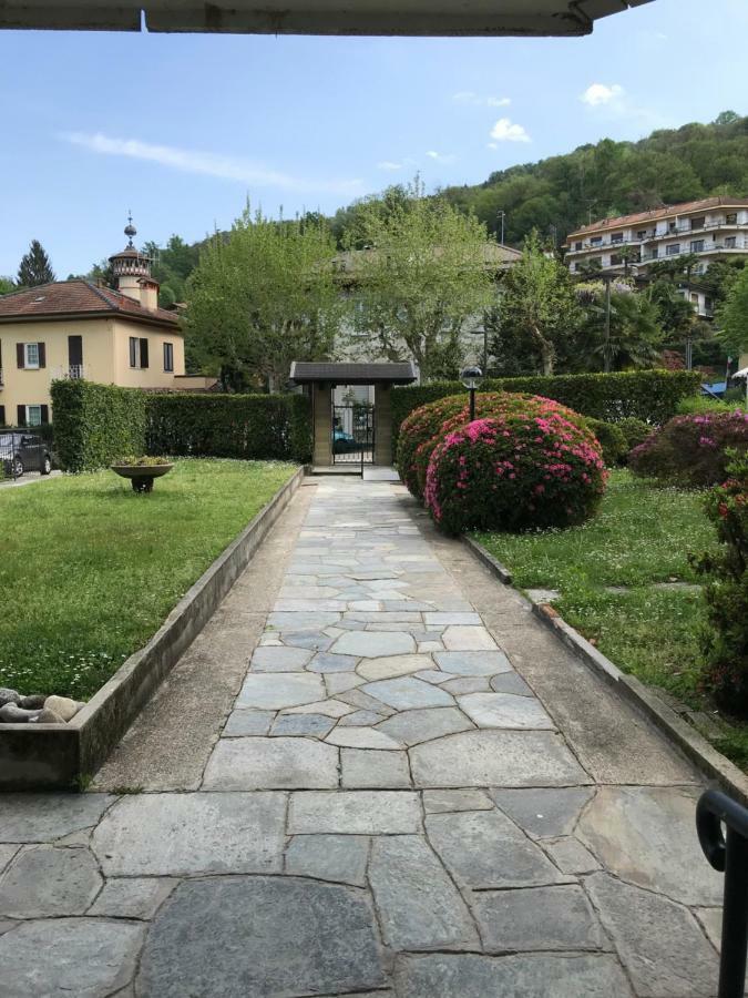 A Casa Di Chiara Apartment สเตรซา ภายนอก รูปภาพ